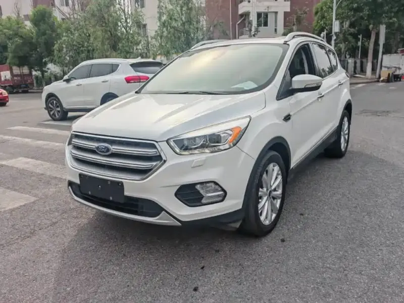Ford Kuga, 2017