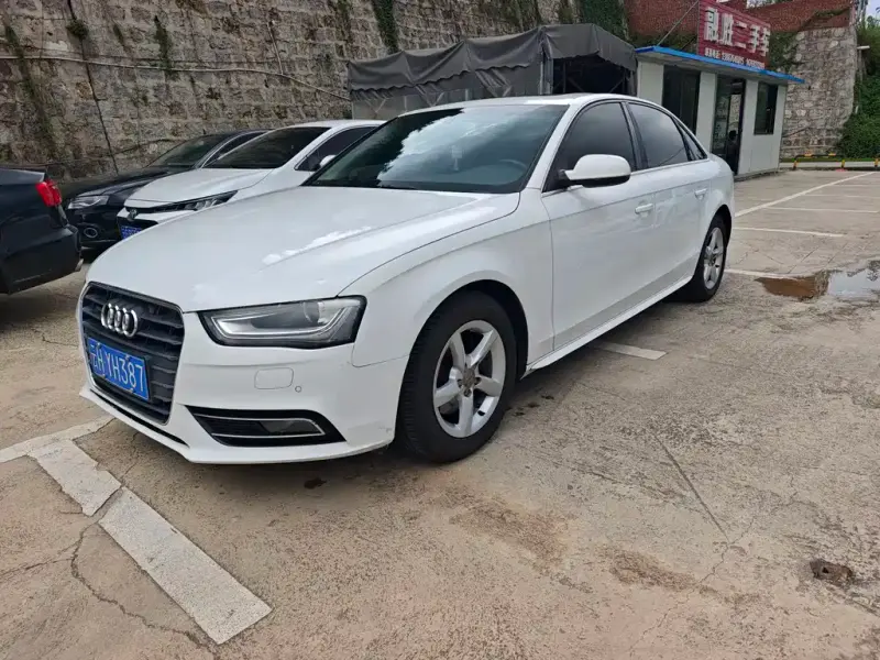 Audi A4L, 2014