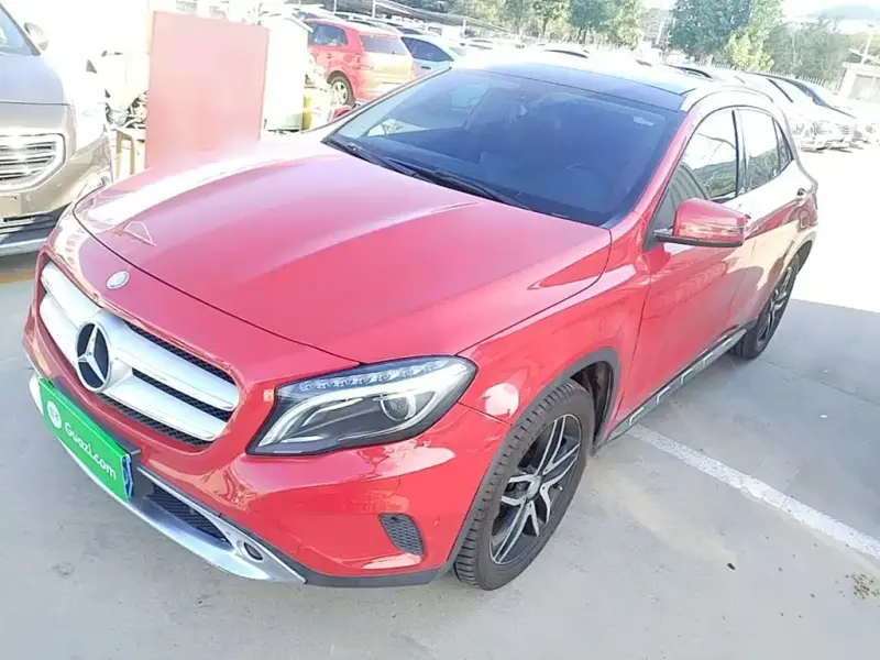 Mercedes-Benz GLA, 2015 — фото 1
