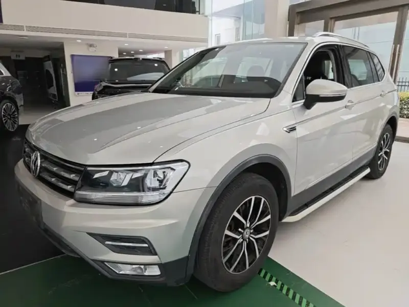 Volkswagen Tiguan L, 2017