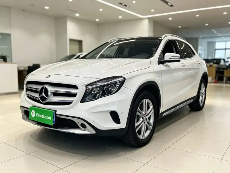 Mercedes-Benz GLA, 2016 — фото 1