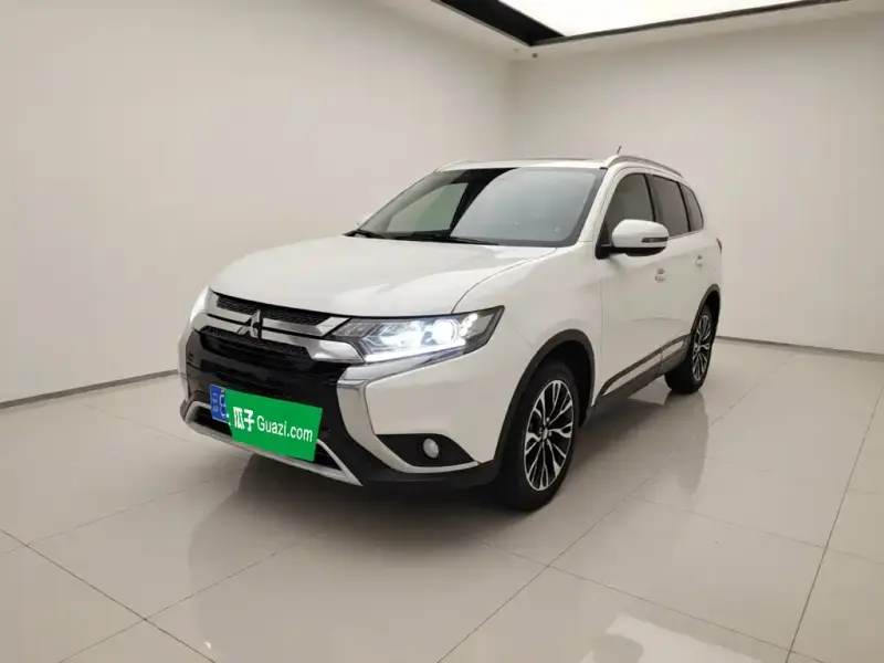 Mitsubishi Outlander, 2019