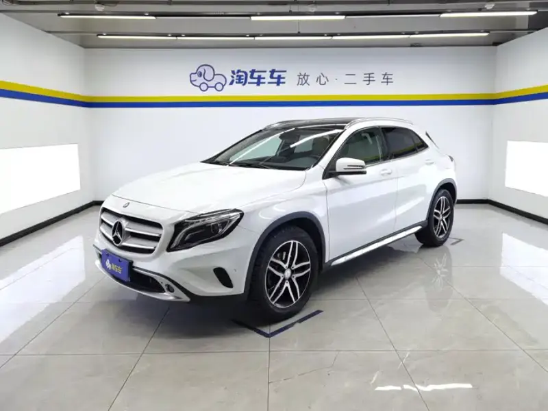 Mercedes-Benz GLA, 2016 — фото 1