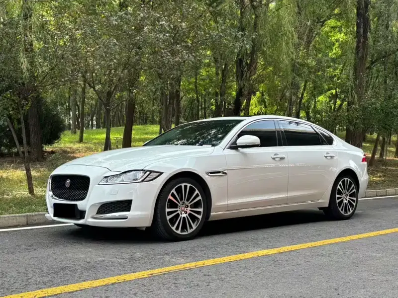 Jaguar XFL, 2017
