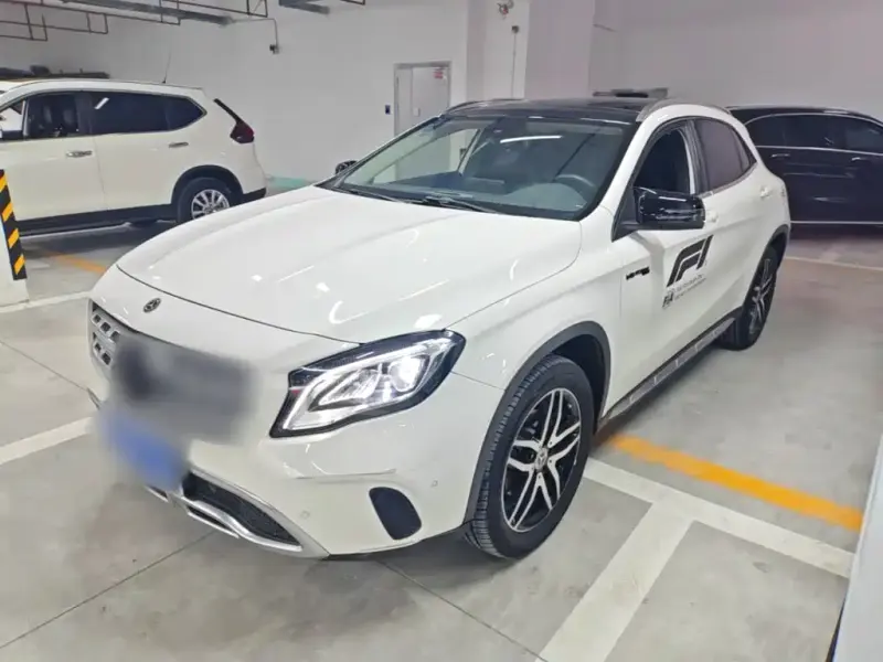 Mercedes-Benz GLA, 2018 — фото 1