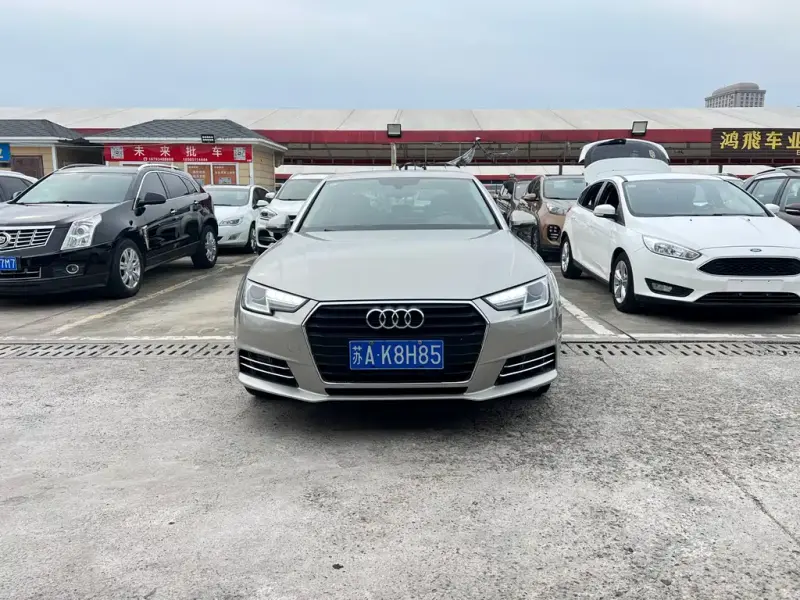 Audi A4L, 2017