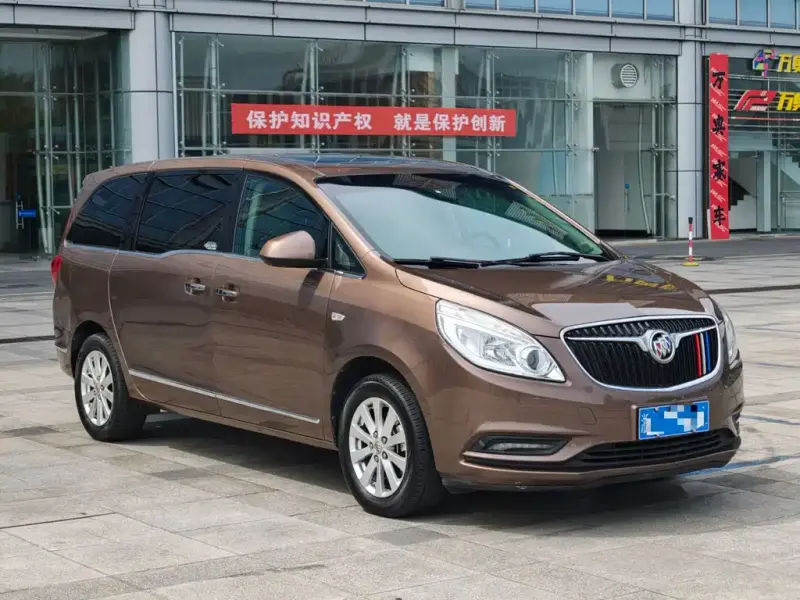 Buick GL8, 2019