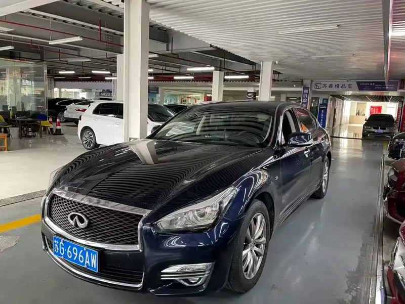 Infiniti Q70, 2018
