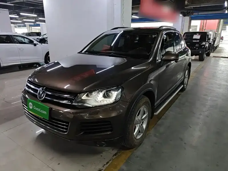 Volkswagen Touareg, 2015