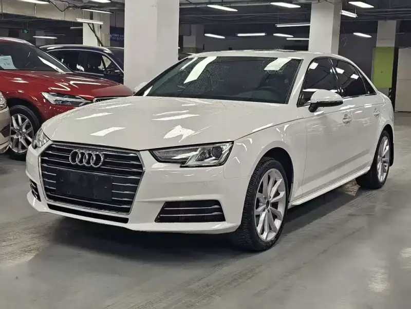 Audi A4L, 2018