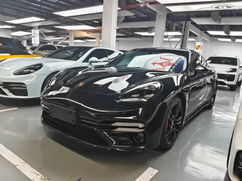 Porsche Panamera, 2011