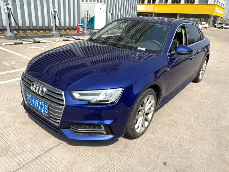 Audi A4L, 2018