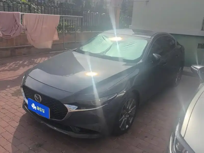 Mazda 3 Axela, 2024