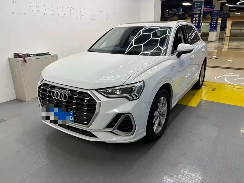 Audi Q3, 2020