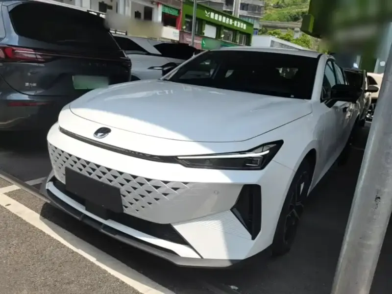 Changan UNI-V iDD, 2026