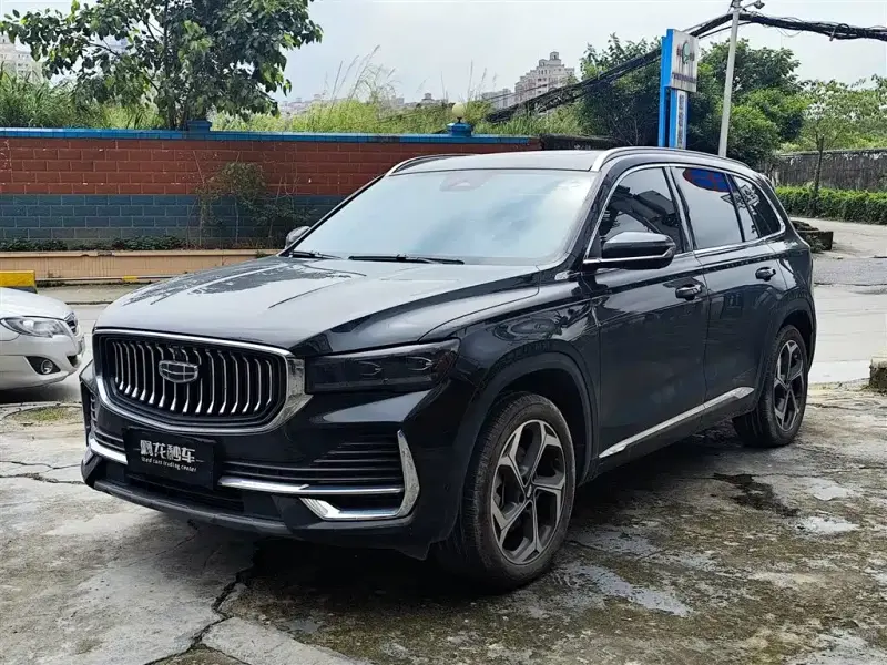 Geely Xingyue L, 2025