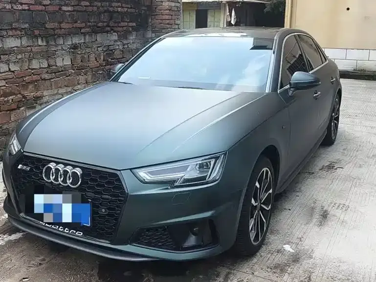 Audi A4L, 2020