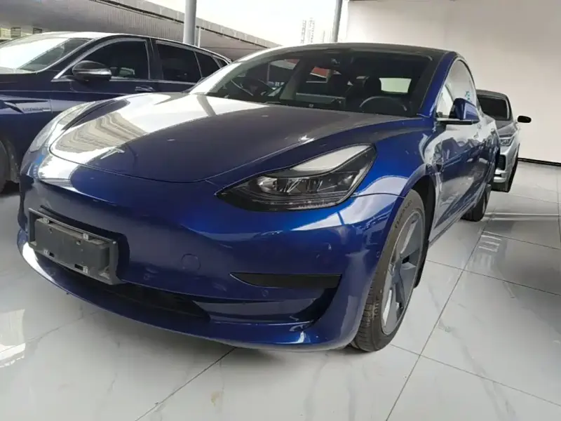 Tesla Model 3, 2021