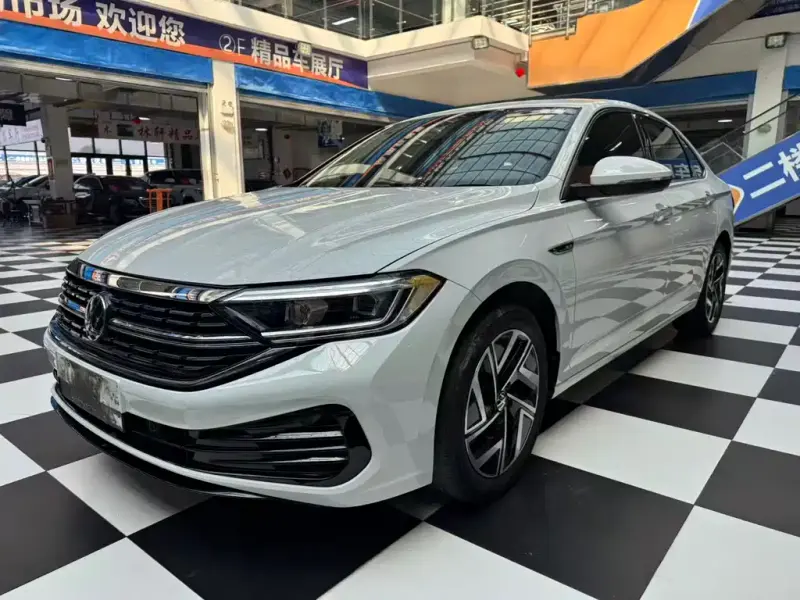Volkswagen Sagitar, 2022