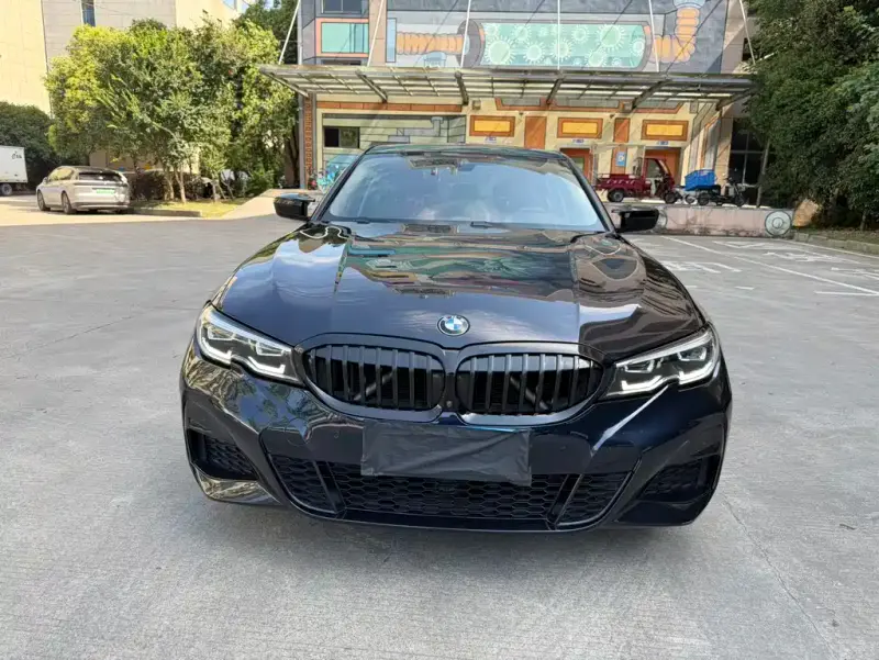 BMW 3 Series, 2021