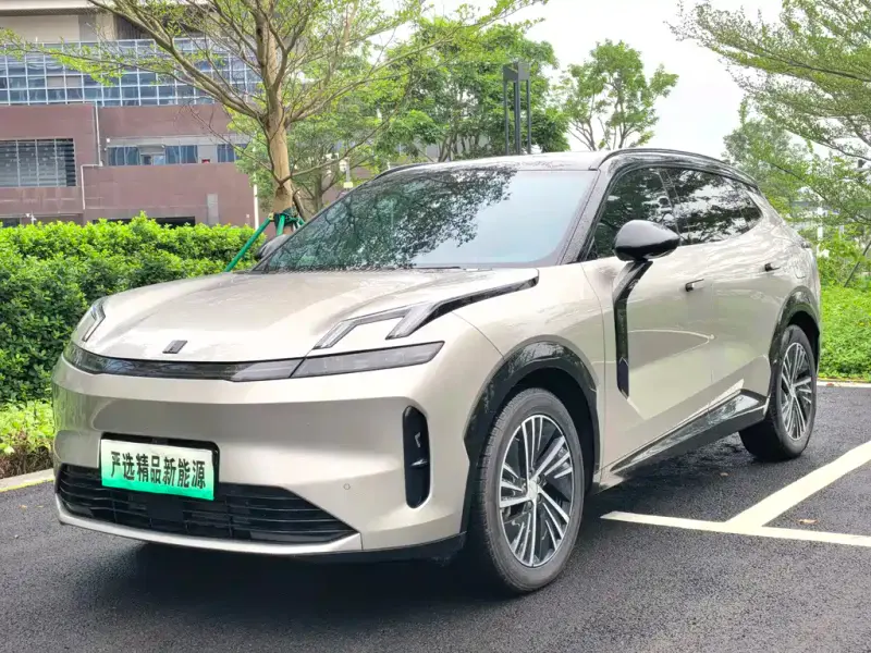 Lynk & Co 08 EM-P, 2024