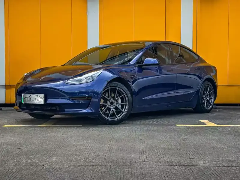 Tesla Model 3, 2021