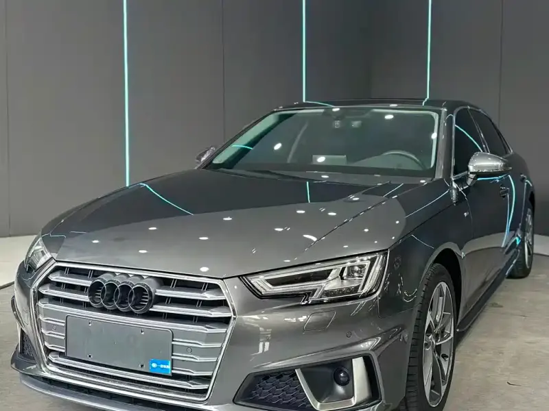 Audi A4L, 2020