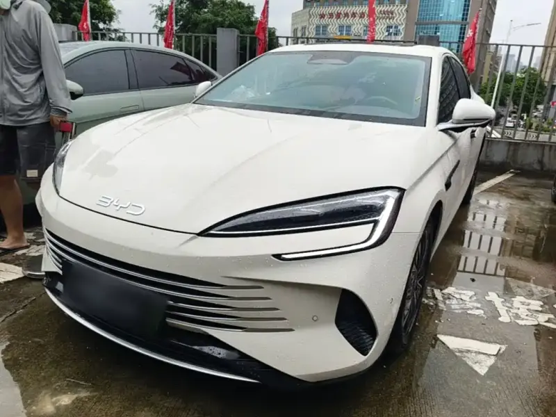 BYD Seal 07 DM-i, 2025