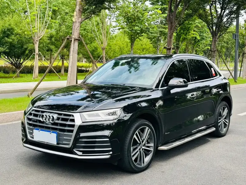 Audi Q5L, 2020