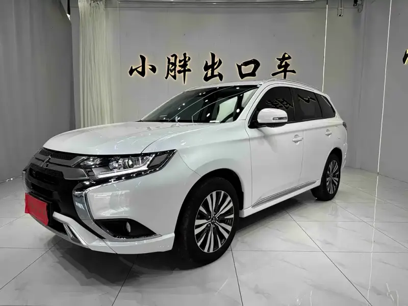 Mitsubishi Outlander, 2022