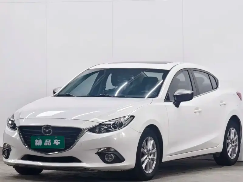 Mazda 3 Axela, 2015 — фото 1