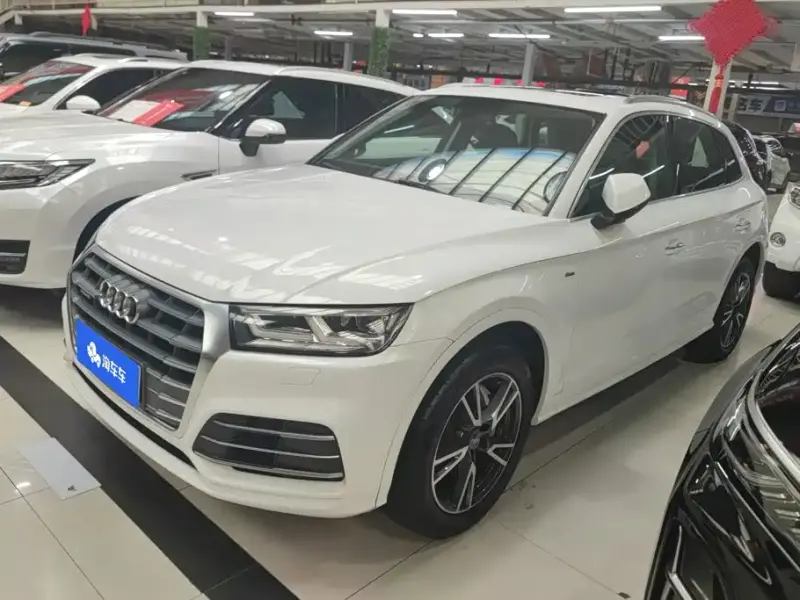 Audi Q5L, 2019