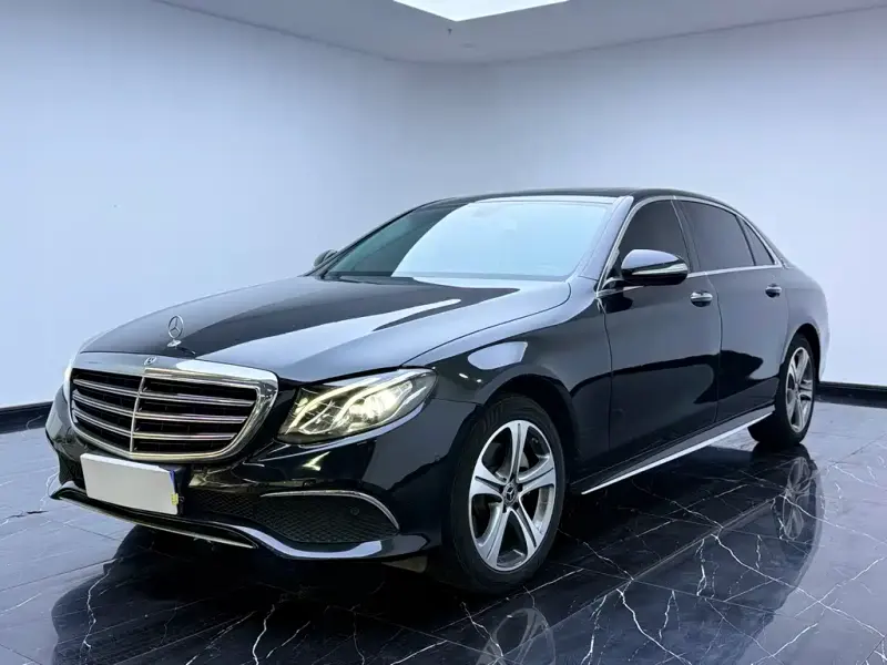 Mercedes-Benz E-Class, 2019 — фото 1
