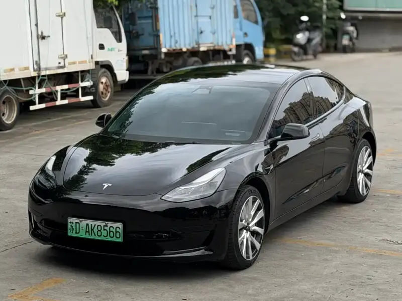 Tesla Model 3, 2023