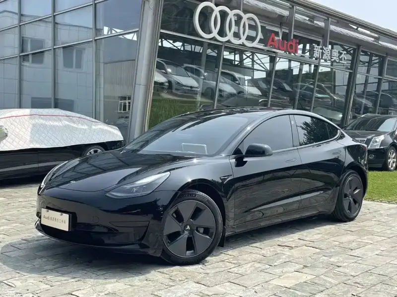 Tesla Model 3, 2023 — фото 1