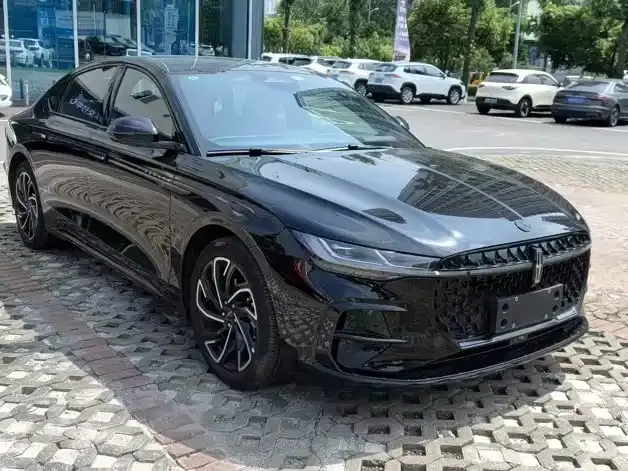 Lincoln Z, 2025