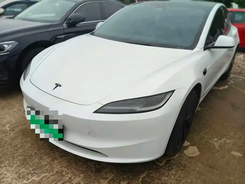 Tesla Model 3, 2025 — фото 1