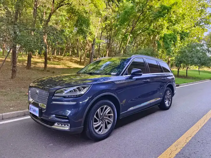 Lincoln Aviator, 2022