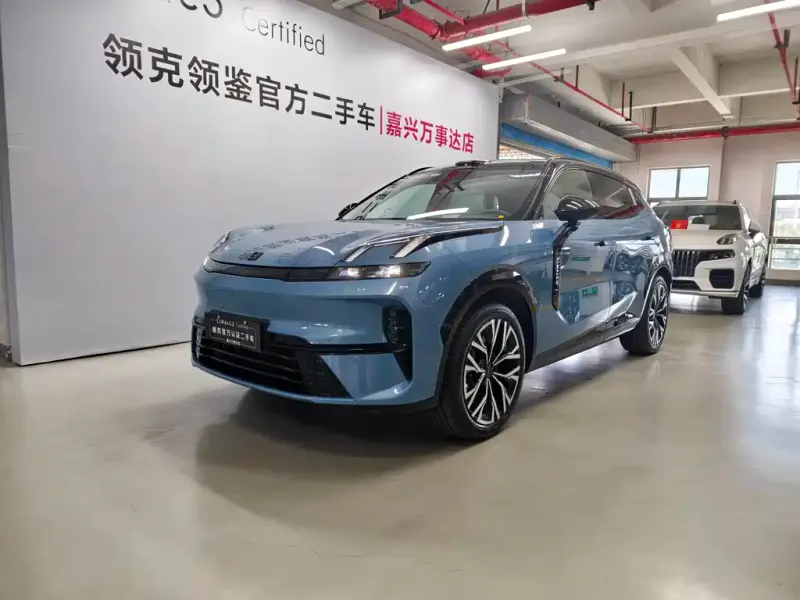 Lynk & Co 08 EM-P, 2025