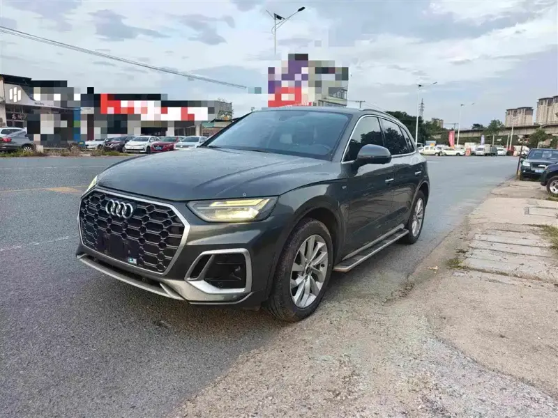 Audi Q5L, 2021