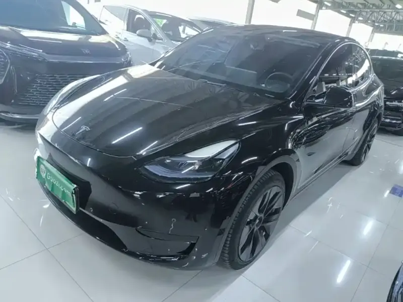 Tesla Model Y, 2023