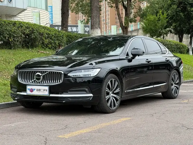 Volvo S90, 2023