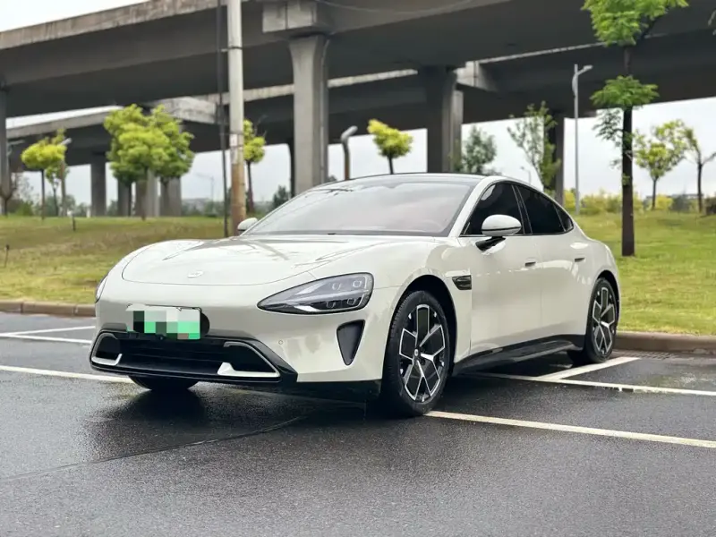 Xiaomi SU7, 2025