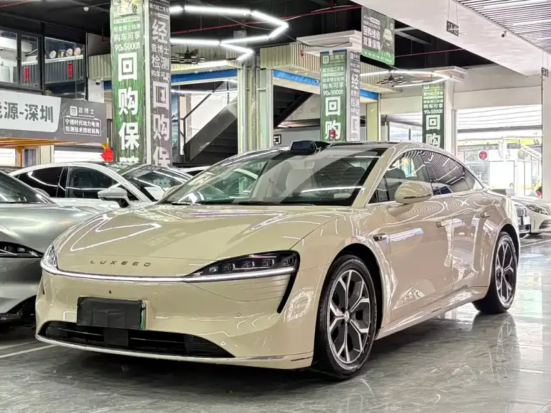 Luxeed Zhijie S7, 2025