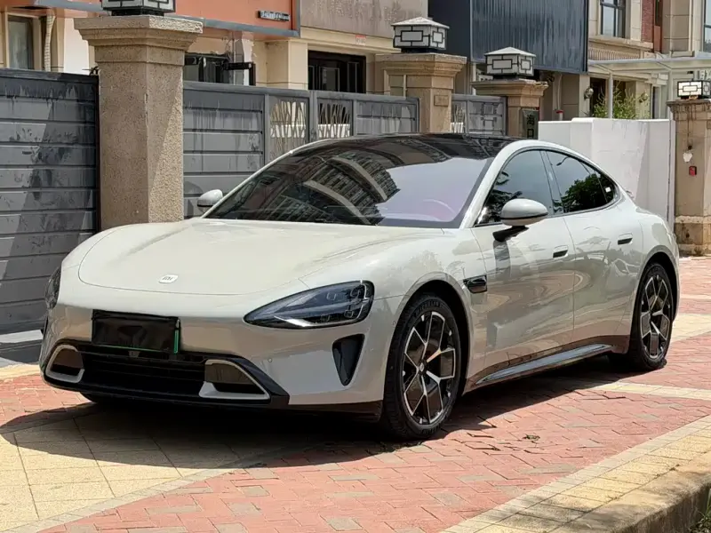 Xiaomi SU7, 2025