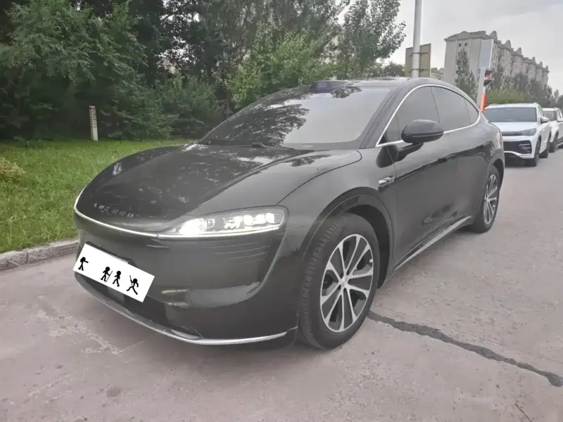 Luxeed Zhijie R7, 2025