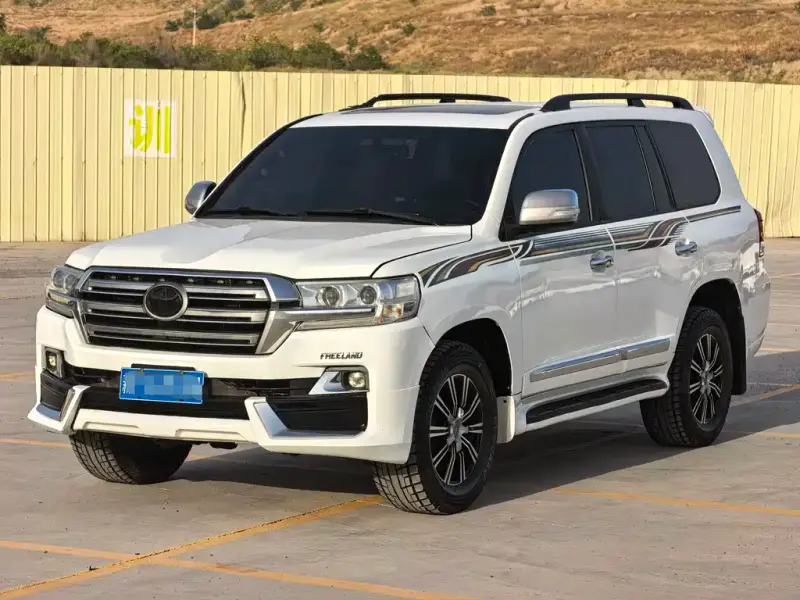 Toyota Land Cruiser, 2014 — фото 1