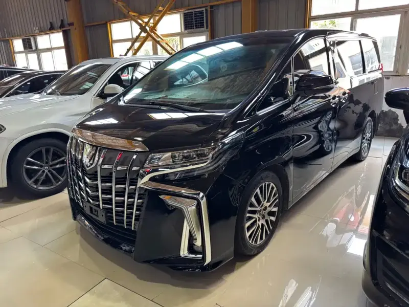 Toyota Alphard, 2015