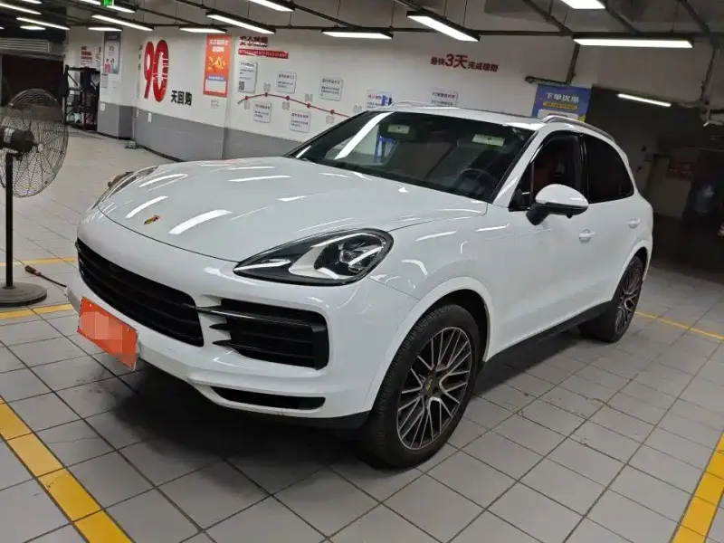 Porsche Cayenne, 2021