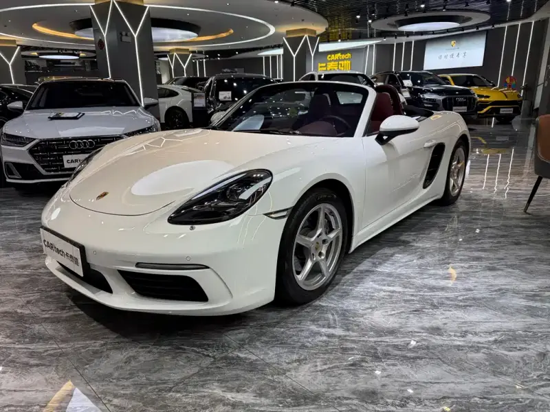 Porsche 718, 2022